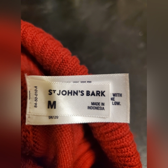 CUTE DOG SWEATER ( HOLIDAY) - Picture 4 of 5